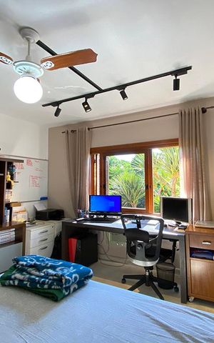 Casa à venda com 75m², 2 quartos e 2 vagasQuarto 1 - Suíte