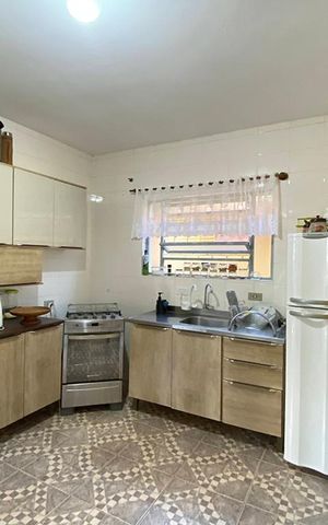 Casa à venda com 75m², 2 quartos e 2 vagasCozinha