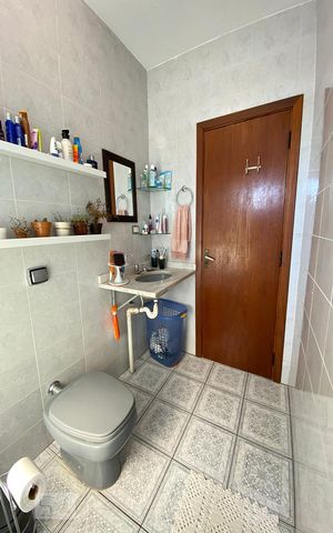 Casa à venda com 75m², 2 quartos e 2 vagasBanheiro 2