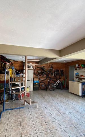 Casa à venda com 75m², 2 quartos e 2 vagasGaragem