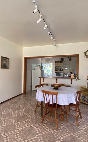 Casa à venda com 75m², 2 quartos e 2 vagasSala de Jantar