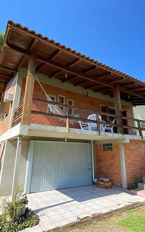 Casa à venda com 75m², 2 quartos e 2 vagasÁrea Externa