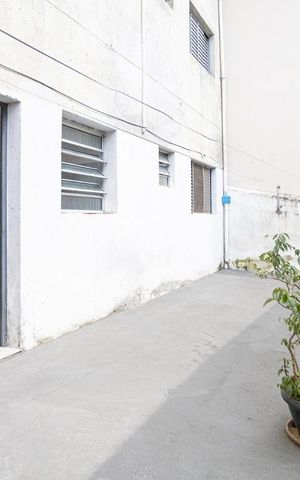 Casa para alugar com 30m², 1 quarto e sem vaga Casa para alugar com 30m², 1 quarto e sem vagaÁrea de Serviço