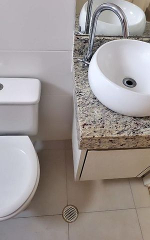 Apartamento à venda com 58m², 2 quartos e 1 vagaBanheiro Social