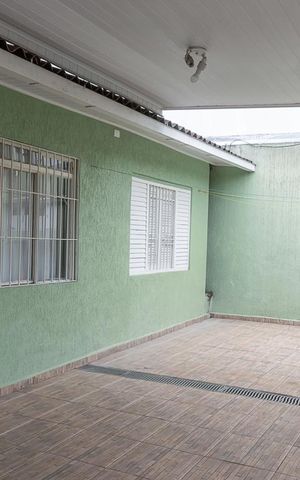 Casa à venda com 162m², 2 quartos e 3 vagas Casa à venda com 162m², 2 quartos e 3 vagasGaragem