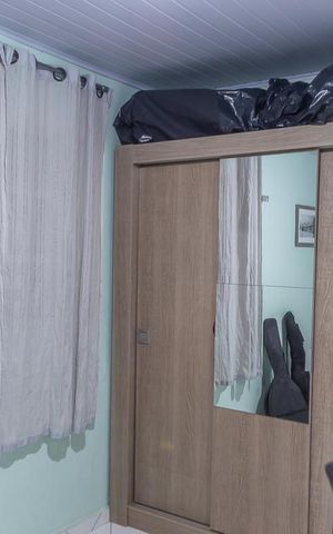 Casa à venda com 162m², 2 quartos e 3 vagas Casa à venda com 162m², 2 quartos e 3 vagasQuarto 2