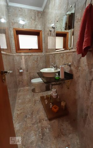 Casa à venda com 460m², 4 quartos e 6 vagasLavabo