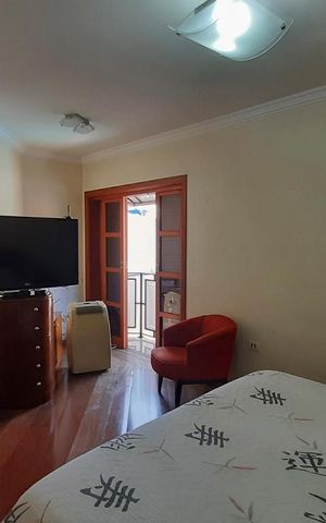 Casa à venda com 460m², 4 quartos e 6 vagasSuite Master