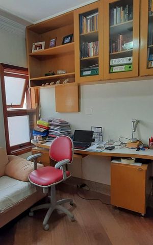 Casa à venda com 460m², 4 quartos e 6 vagasc