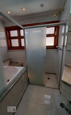 Casa à venda com 460m², 4 quartos e 6 vagasBanheiro Suite Master