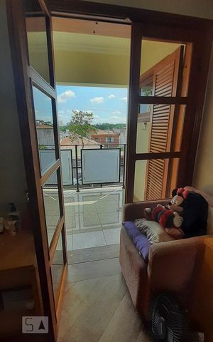Casa à venda com 460m², 4 quartos e 6 vagasVaranda Suite 2