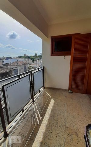 Casa à venda com 460m², 4 quartos e 6 vagasVaranda Suite 2