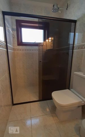 Casa à venda com 460m², 4 quartos e 6 vagasBanheiro Suite 3