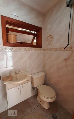 Casa à venda com 460m², 4 quartos e 6 vagasLavabo