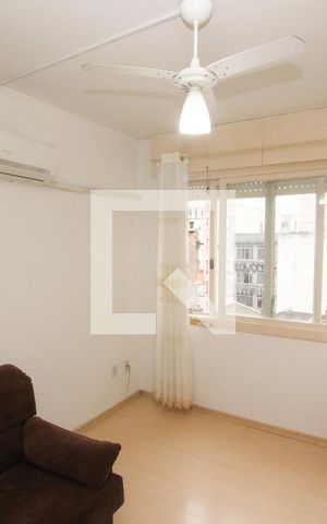 Apartamento para alugar com 36m², 1 quarto e sem vaga Apartamento para alugar com 36m², 1 quarto e sem vagaSala