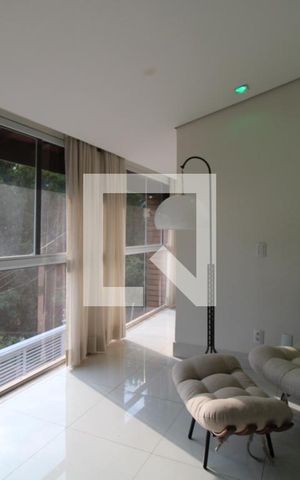 Casa à venda com 240m², 3 quartos e 4 vagasSala de TV