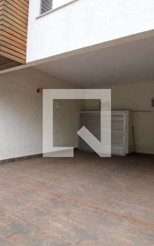 Casa à venda com 240m², 3 quartos e 4 vagasEntrada e Garagem