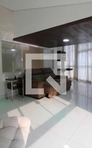 Casa à venda com 240m², 3 quartos e 4 vagasSala de TV