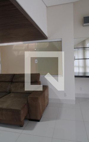 Casa à venda com 240m², 3 quartos e 4 vagasSala de TV