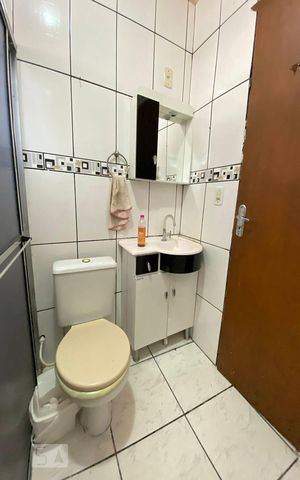 Casa à venda com 280m², 4 quartos e 4 vagasBanheiro 3