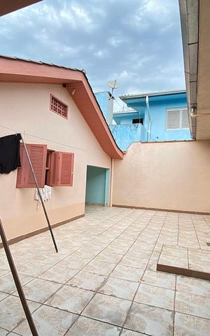 Casa à venda com 280m², 4 quartos e 4 vagas Área de Serviço