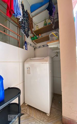 Casa à venda com 280m², 4 quartos e 4 vagas Área de Serviço