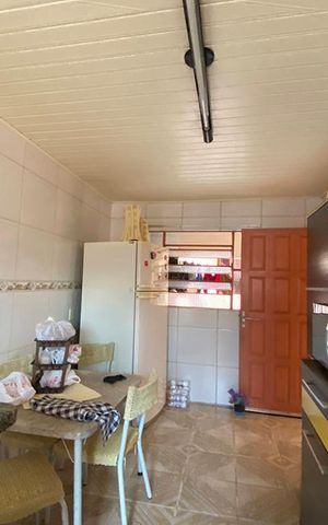 Casa à venda com 280m², 4 quartos e 4 vagasCozinha
