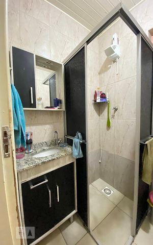 Casa à venda com 280m², 4 quartos e 4 vagasBanheiro
