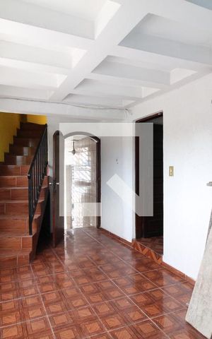 Casa à venda com 700m², 5 quartos e 4 vagasSala 2 