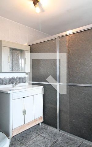Casa à venda com 700m², 5 quartos e 4 vagasBanheiro 1
