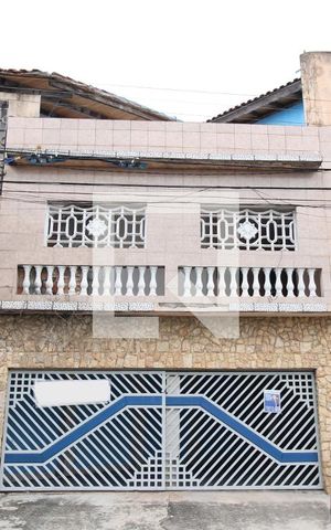 Casa à venda com 700m², 5 quartos e 4 vagasFachada