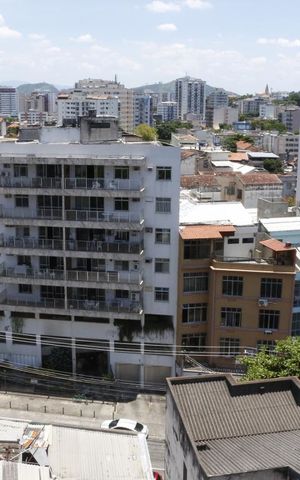 Apartamento à venda com 85m², 2 quartos e 1 vagaVista da Cozinha e Área de Serviço