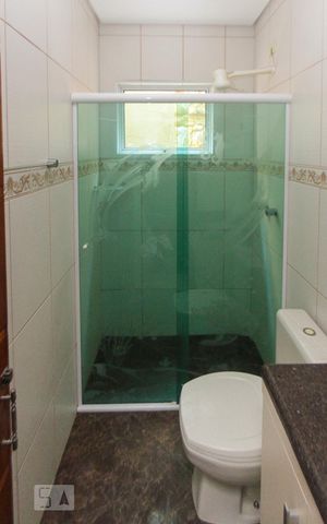 Casa para alugar com 224m², 5 quartos e 2 vagas Casa para alugar com 224m², 5 quartos e 2 vagasbanheiro da Suite