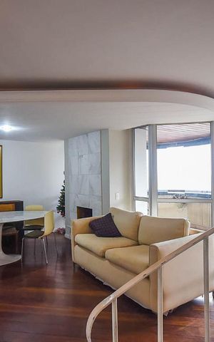 Apartamento à venda com 370m², 5 quartos e 4 vagas Apartamento à venda com 370m², 5 quartos e 4 vagasSala