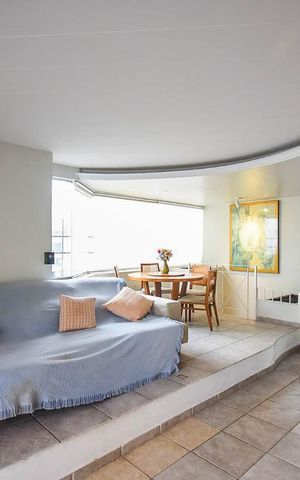 Apartamento à venda com 370m², 5 quartos e 4 vagas Apartamento à venda com 370m², 5 quartos e 4 vagasSala da cobertura