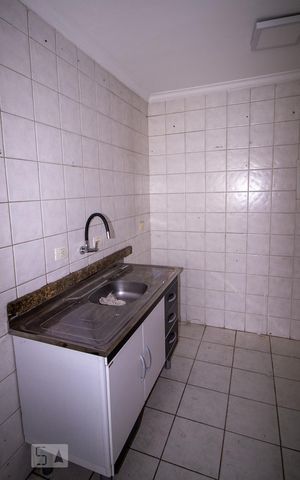 Apartamento para alugar com 65m², 2 quartos e 1 vagaCozinha