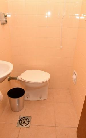 Apartamento para alugar com 105m², 3 quartos e 2 vagas Apartamento para alugar com 105m², 3 quartos e 2 vagasBanheiro de Serviço