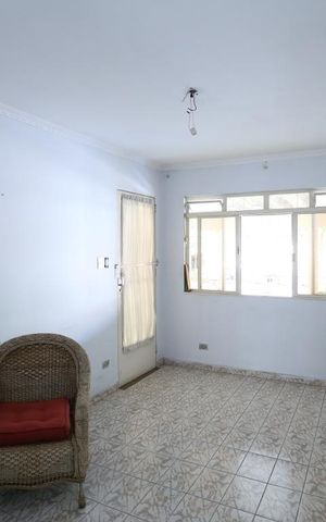 Casa à venda com 300m², 4 quartos e 5 vagasSala - Casa 1
