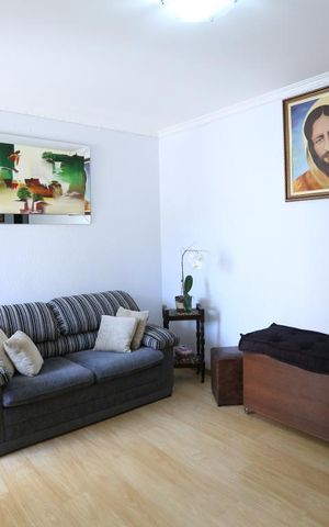 Casa à venda com 300m², 4 quartos e 5 vagasSala - Casa 2
