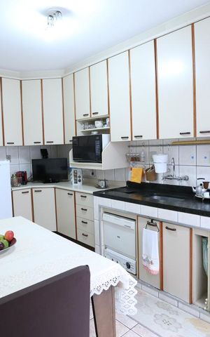 Casa à venda com 300m², 4 quartos e 5 vagasCozinha - Casa 2