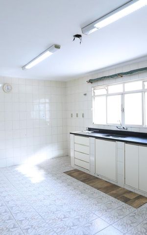 Casa à venda com 300m², 4 quartos e 5 vagasCozinha - Casa 1