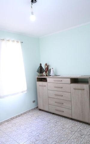 Casa à venda com 300m², 4 quartos e 5 vagasQuarto 2 - Casa 1