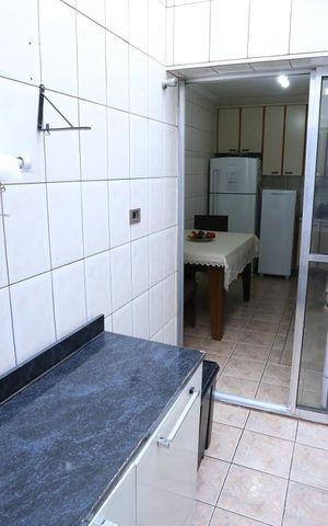 Casa à venda com 300m², 4 quartos e 5 vagasÁrea de Serviço - Casa 2