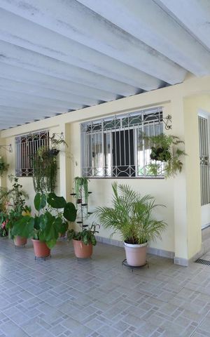 Casa à venda com 300m², 4 quartos e 5 vagasGaragem