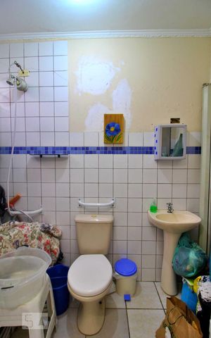 Casa à venda com 250m², 3 quartos e 2 vagasÁrea de Serviço