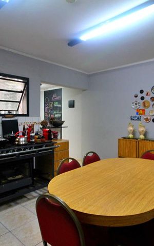 Casa à venda com 250m², 3 quartos e 2 vagasCozinha