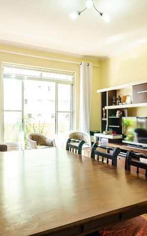 Apartamento à venda com 120m², 3 quartos e 1 vaga Apartamento à venda com 120m², 3 quartos e 1 vagaSala