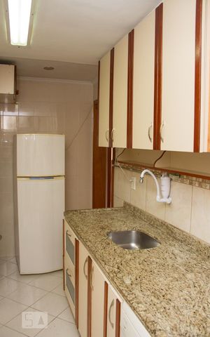 Apartamento à venda com 70m², 2 quartos e 1 vagaCozinha