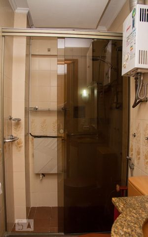Apartamento à venda com 70m², 2 quartos e 1 vagaBanheiro Social