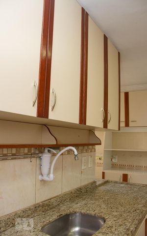 Apartamento à venda com 70m², 2 quartos e 1 vagaCozinha